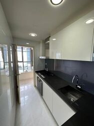 Lincoln Suites (D11), Condominium #607460331